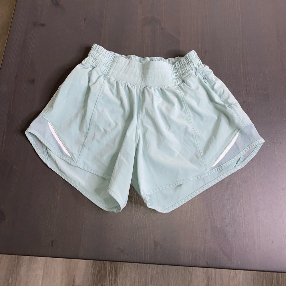 Lululemon Hotty Hot Low Rise Short - Picture 3 of 8
